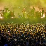 2020-04-05-foule-fest-musique-montreal-andre-pichette-archives-presse