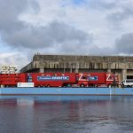 2020-08-18-camions-sur-barge-zavatta