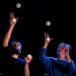 2021-07-10-duo-jongle-balles-mousse-c-cie-scratch