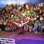 2025_04_17 clown bras ouvert avec public_Sesc Circo
