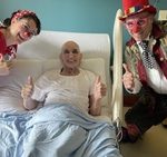 2025_08_15 clowns thérapeutiques et malade Rire Médecin