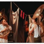 2025_11_04 duo sousaphone père et fils Sono Io Circo Ronaldo_Patrick Van Vlerken