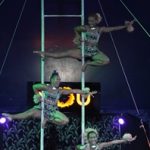 2026_05_01 trio filles mât chinois Fijia flying Circus_Claude Lindor et Brigitte Whaap