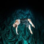 2026_10_08 acrobate Below zero Praise of shadows_Anders Klapp